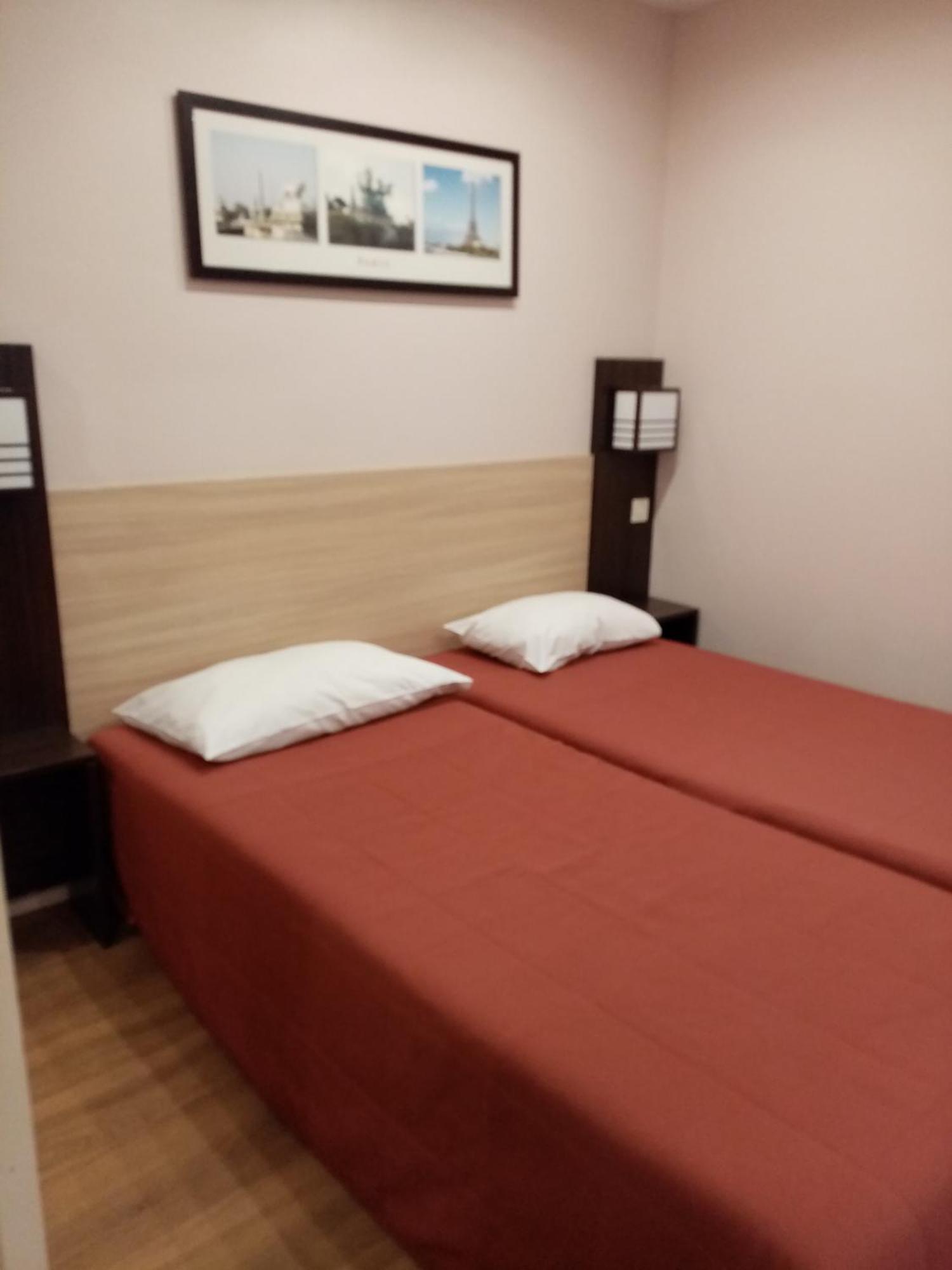 Brit Hotel St-Quentin/Nord Fayet  Εξωτερικό φωτογραφία